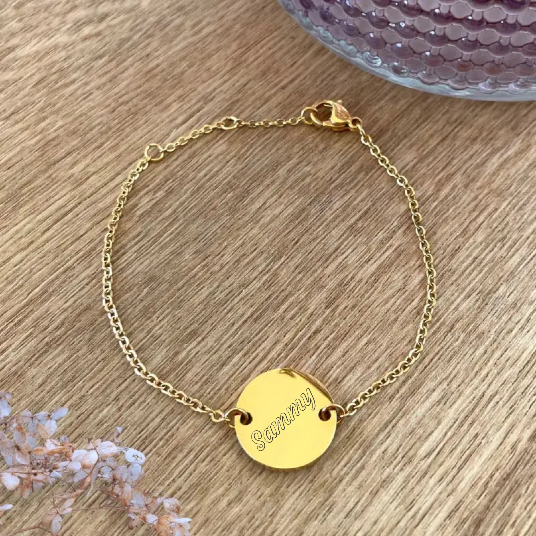 personalisiertes Armband mit Gravur